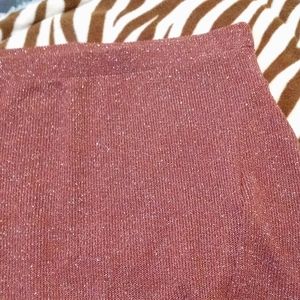 Shimmery pink slit skirt